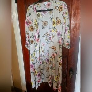 Lulroe floral kimono